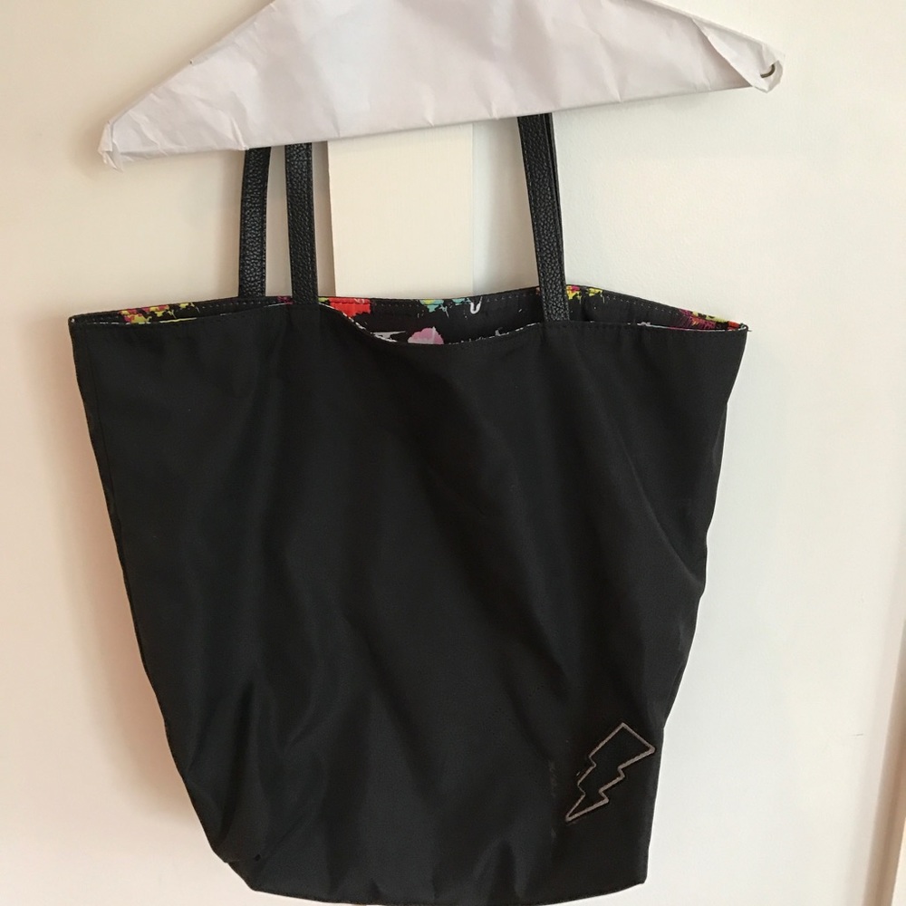 Steve Madden Reversible Black & Graffiti Tote